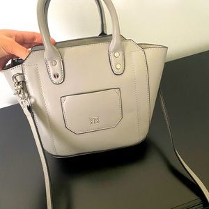 Women’s shoulder bag!